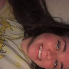 Julie photo on Jungo Live