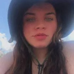 Julie photo on Jungo Live