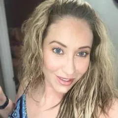 Emily 89 photo on Jungo Live