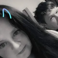 Hick_tind photo on Jungo Live