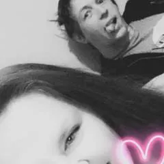 Hick_tind photo on Jungo Live