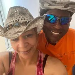 Goodpussndick photo on Jungo Live