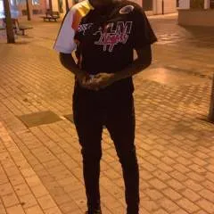 Moeyy photo on Jungo Live