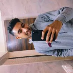 Karan photo on Jungo Live