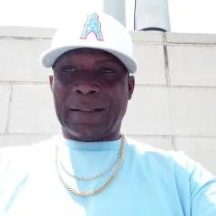 Handsome 61 photo on Jungo Live