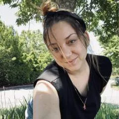 Cindyalcindor.... photo on Jungo Live