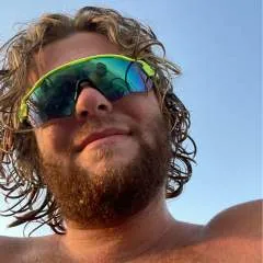 Blake photo on Jungo Live