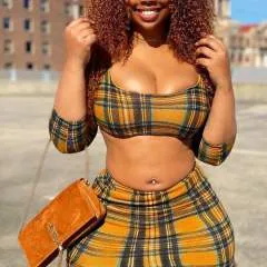 Norahutchins........ photo on Jungo Live