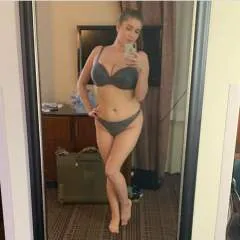 Annie photo on Jungo Live