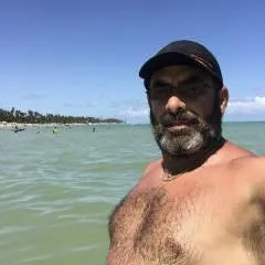 Robertm.... photo on Jungo Live