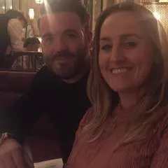 V&a photo on Jungo Live