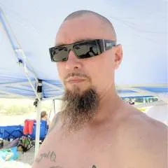 Hotcouple photo on Jungo Live