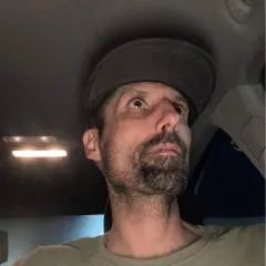 B photo on Jungo Live