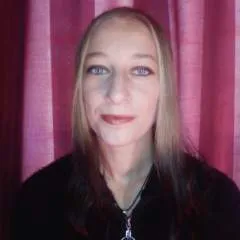 Wolfgirl27 photo on Jungo Live