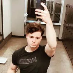 Thandsome photo on Jungo Live