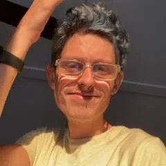 Shyguyrob photo on Jungo Live