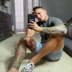 Looking For A Man To Care For Me photo on Jungo Live