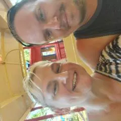 Cinny photo on Jungo Live