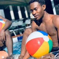 Phil51 photo on Jungo Live