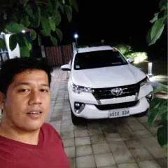 Josh photo on Jungo Live