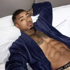 Dangelo photo on Jungo Live