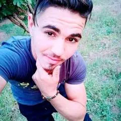 Lounes photo on Jungo Live