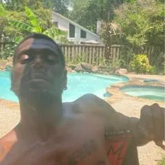 Donald Peter photo on Jungo Live