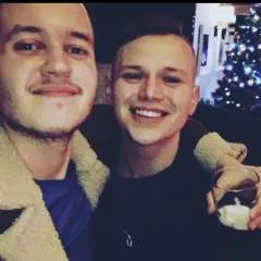 Zach Howells photo on Jungo Live