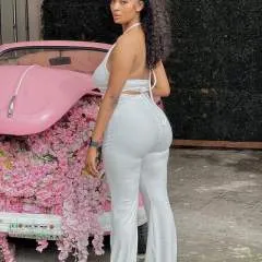 Jewels photo on Jungo Live