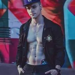 Joeybarra photo on Jungo Live