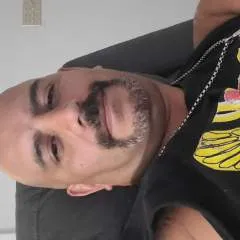 Gene photo on Jungo Live