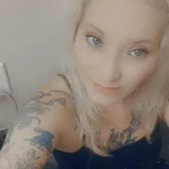 Carolyn photo on Jungo Live