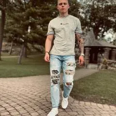 Mark photo on Jungo Live