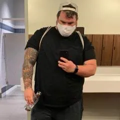 Wealthy_daddy........ photo on Jungo Live