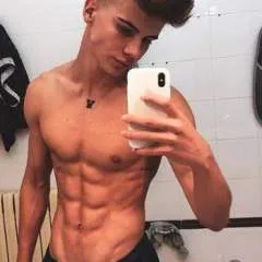 Hugo Lucas photo on Jungo Live