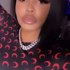 Katey photo on Jungo Live