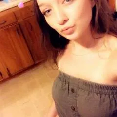 Cassy photo on Jungo Live