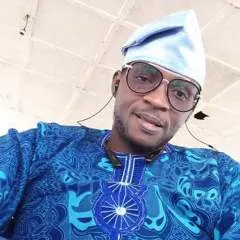 Desmondkins photo on Jungo Live