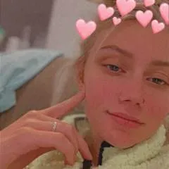 Goddesslolaxo photo on Jungo Live