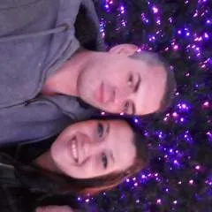 Sexybikinkycouple photo on Jungo Live