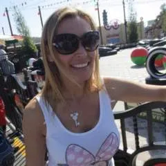 Tina photo on Jungo Live