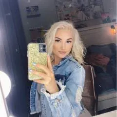 Anna.... photo on Jungo Live