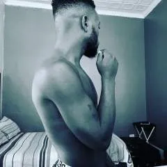 Into Black photo on Jungo Live