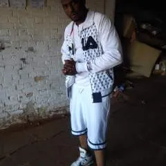 Coolguy photo on Jungo Live