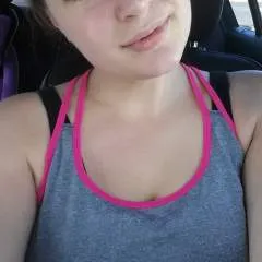 Caroline........ photo on Jungo Live