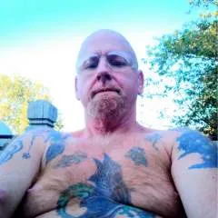 Dew photo on Jungo Live