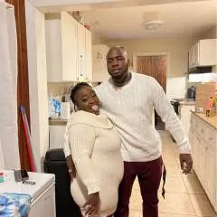 Dee photo on Jungo Live