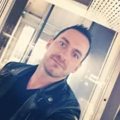 Victor83 photo on Jungo Live