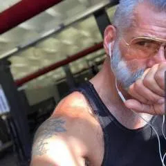 Raymondcharles photo on Jungo Live