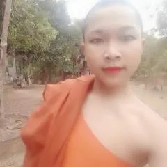 Don't Have A Rich Boyfriend photo on Jungo Live